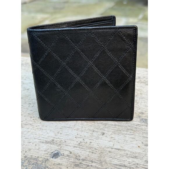CHANEL LAMBSKIN DIAMOND STICH WALLET EUC - Picture 1 of 6